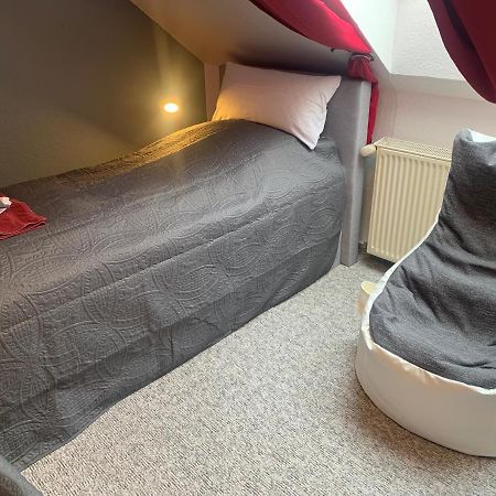Best-Preis -Vip Lounge- Mit Netflix, Self-Check-In, Ebike Ladestation, Fahrradraum, Wlan Und Netflix - Direkt Am Elberadweg Im Herzen Von Wittenberge Exterior foto