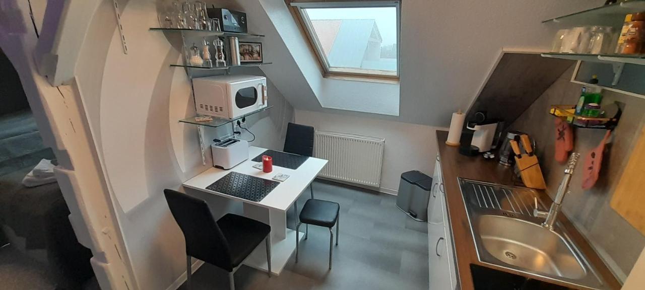 Best-Preis -Vip Lounge- Mit Netflix, Self-Check-In, Ebike Ladestation, Fahrradraum, Wlan Und Netflix - Direkt Am Elberadweg Im Herzen Von Wittenberge Exterior foto