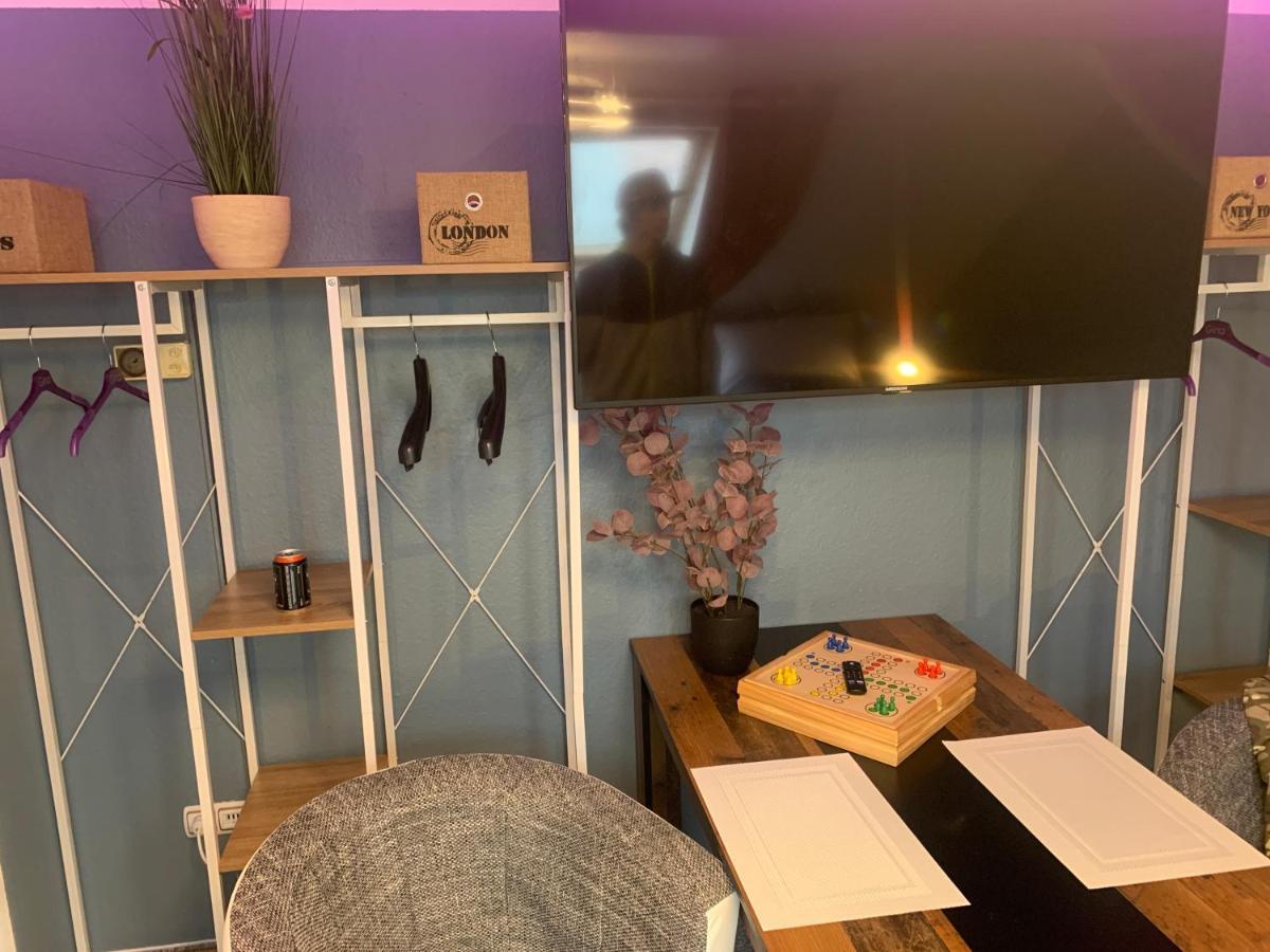 Best-Preis -Vip Lounge- Mit Netflix, Self-Check-In, Ebike Ladestation, Fahrradraum, Wlan Und Netflix - Direkt Am Elberadweg Im Herzen Von Wittenberge Exterior foto
